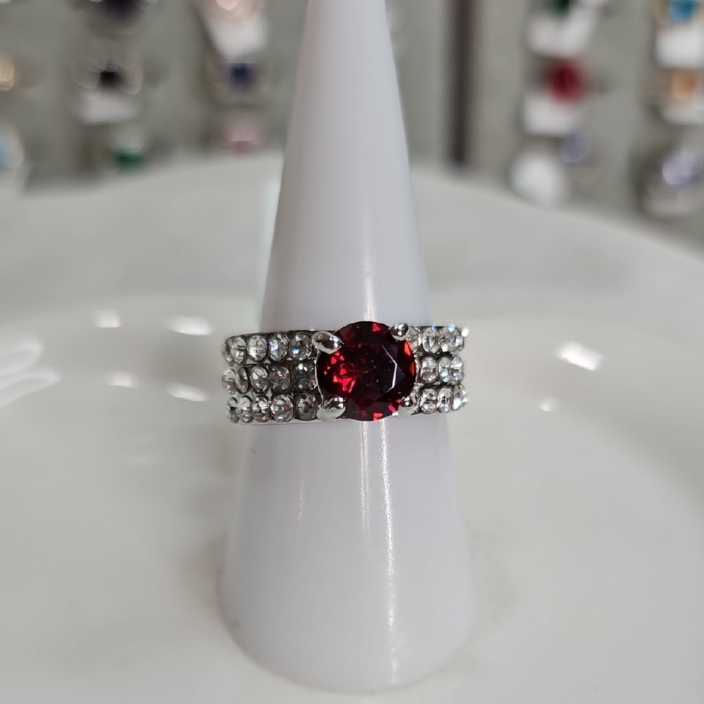 Women's Red Crystal Silver Rhinestone Fashion Cocktail Ring Silver Plated Size 9
